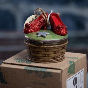 Jim Shore The Wizard of Oz Ruby Slippers